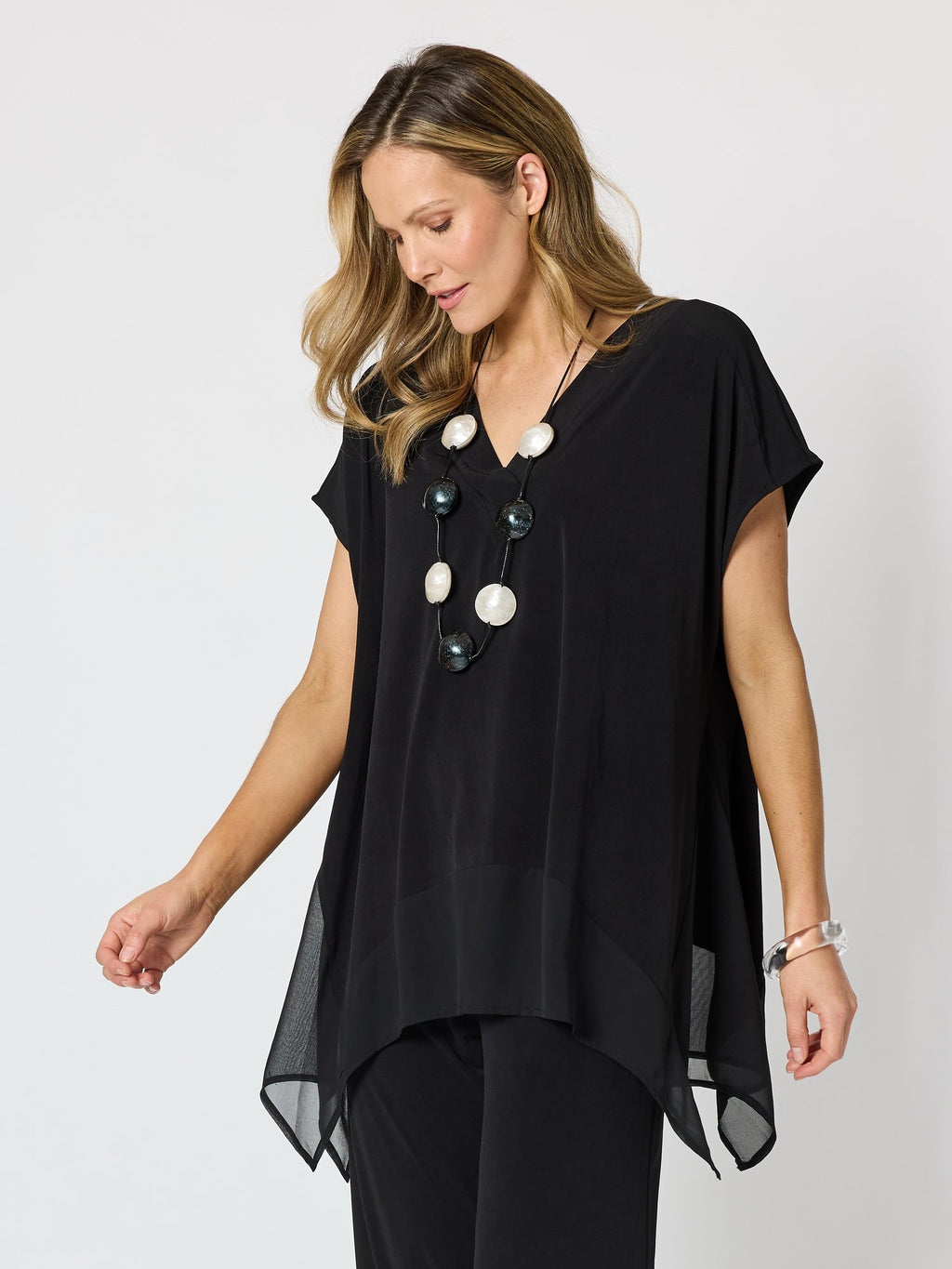 Clarity Traveller Angle Hem Top - Black in Black