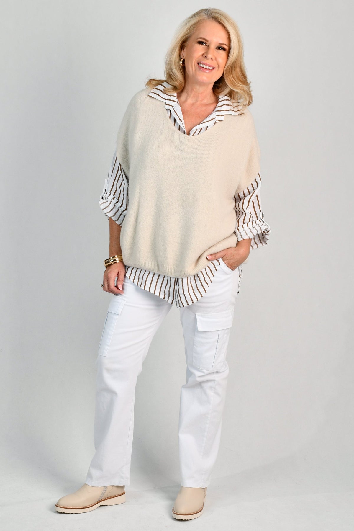 La Sofia VLST650 (26C662) -  SERENA BUTTON LINEN SHIRT - MOCHA STRIPE in Mocha Stripe