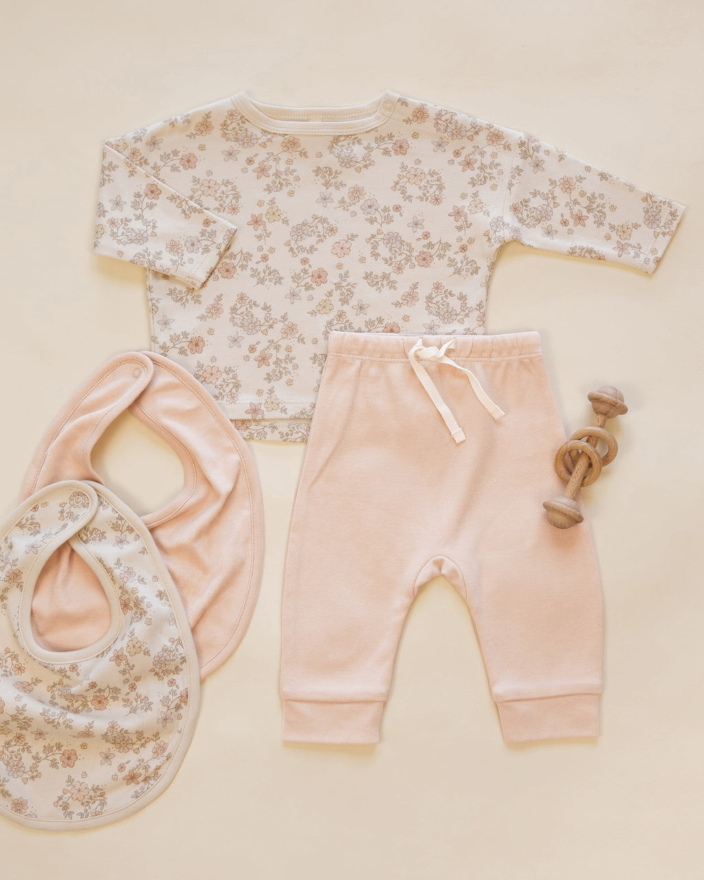 Quincy Mae Jersey Snap Bib, 2 Pack Floral Vine, Dusty Rose in DUSTY-ROSE