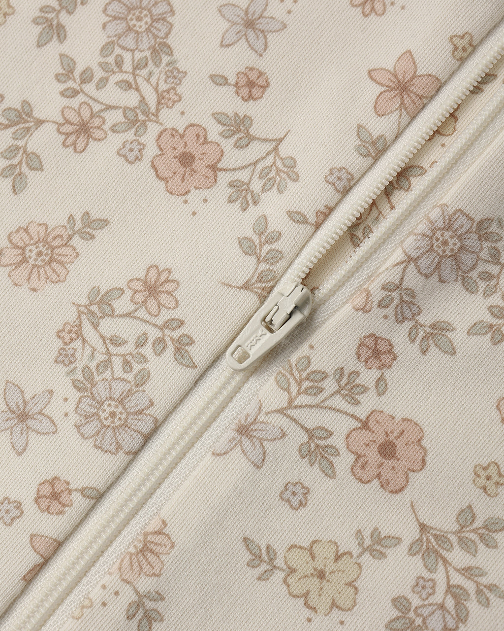 Quincy Mae Zip Long Sleeve Sleeper Footie Floral Vine in NATURAL