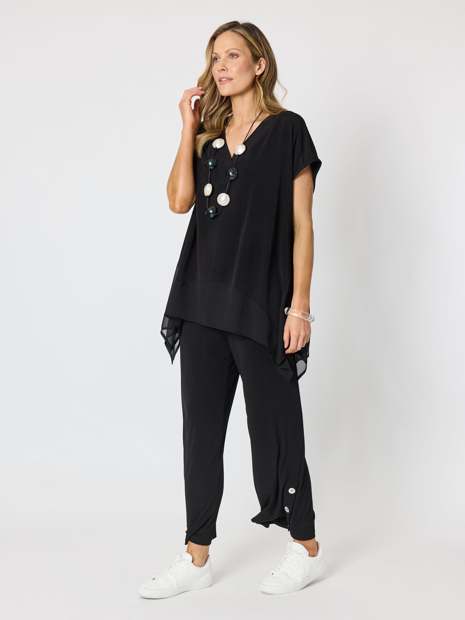 Clarity Traveller Angle Hem Top - Black in Black