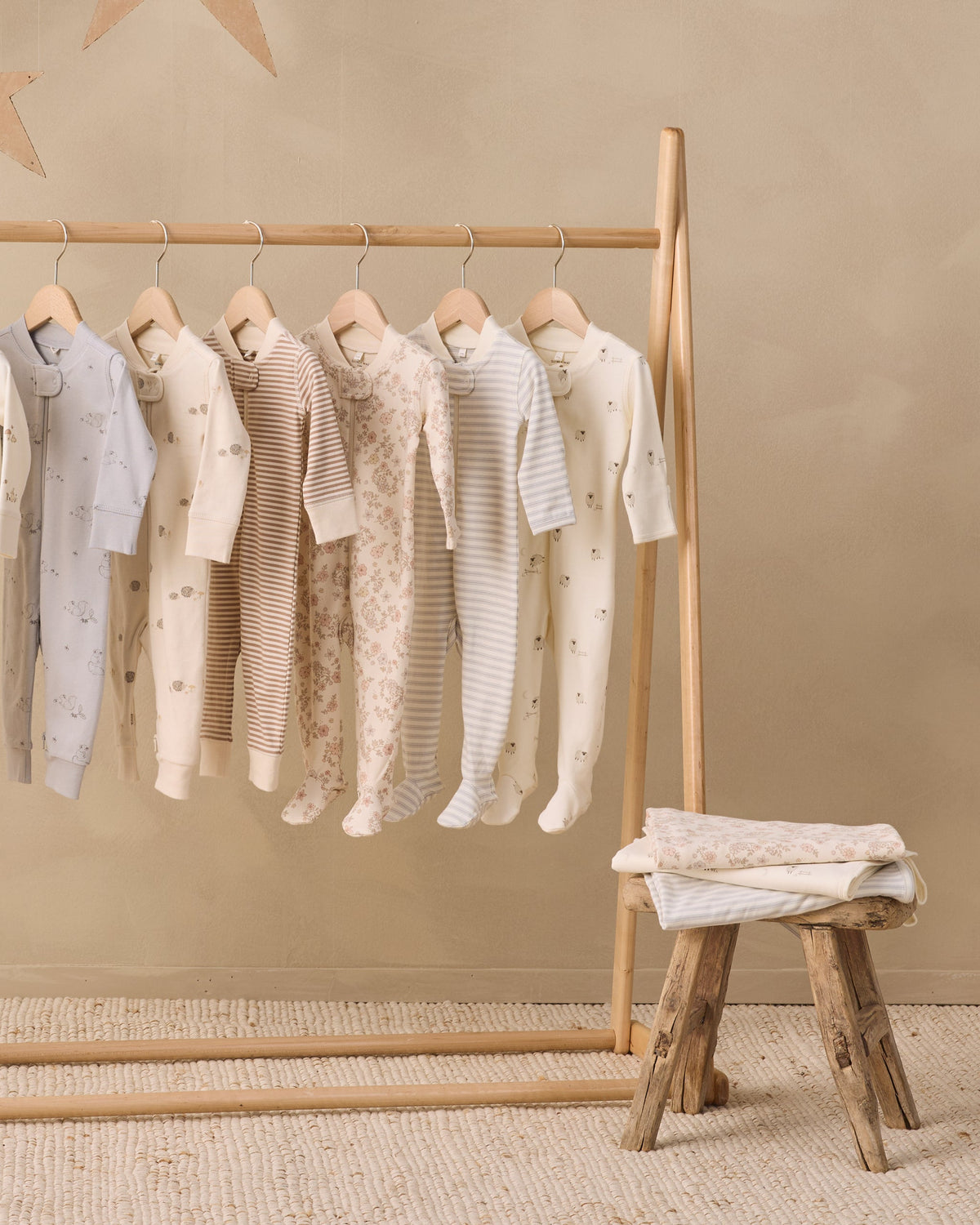 Quincy Mae Zip Long Sleeve Sleeper Footie Sheep in IVORY