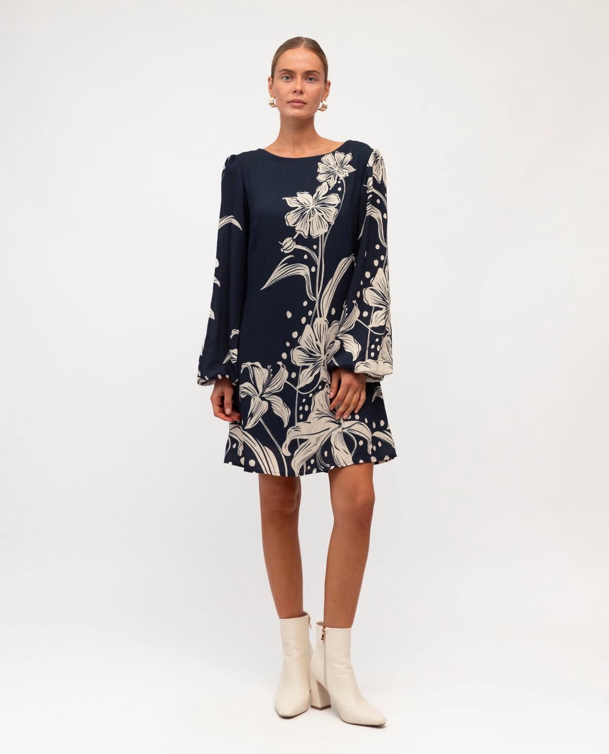 White Closet - Velvet Petals Dress