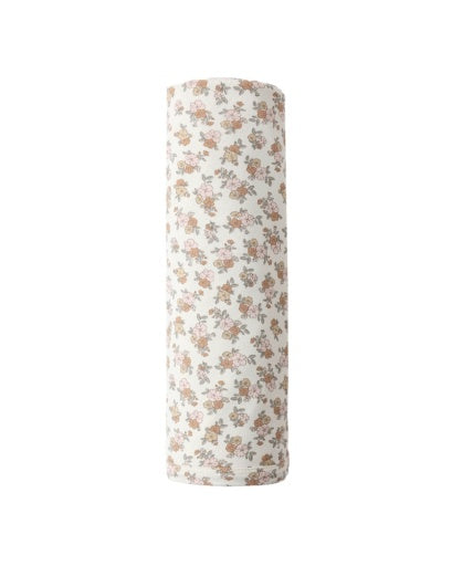 Quincy Mae Bamboo Swaddle Wildflower in IVORY