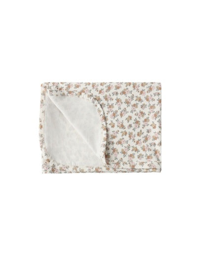 Quincy Mae Bamboo Swaddle Wildflower in IVORY