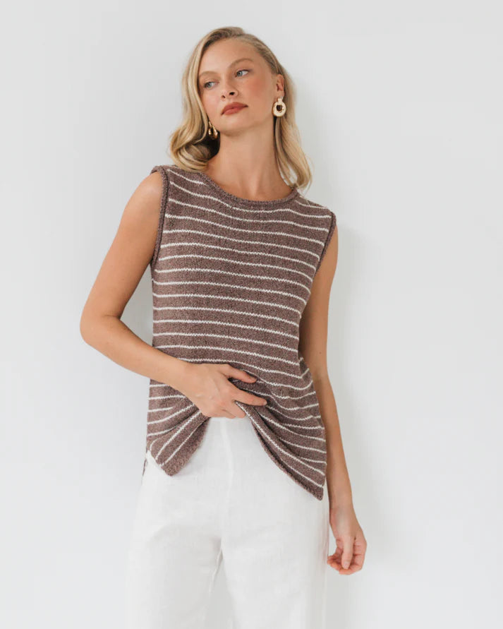 White Closet - Classic Bouckle Knit Top