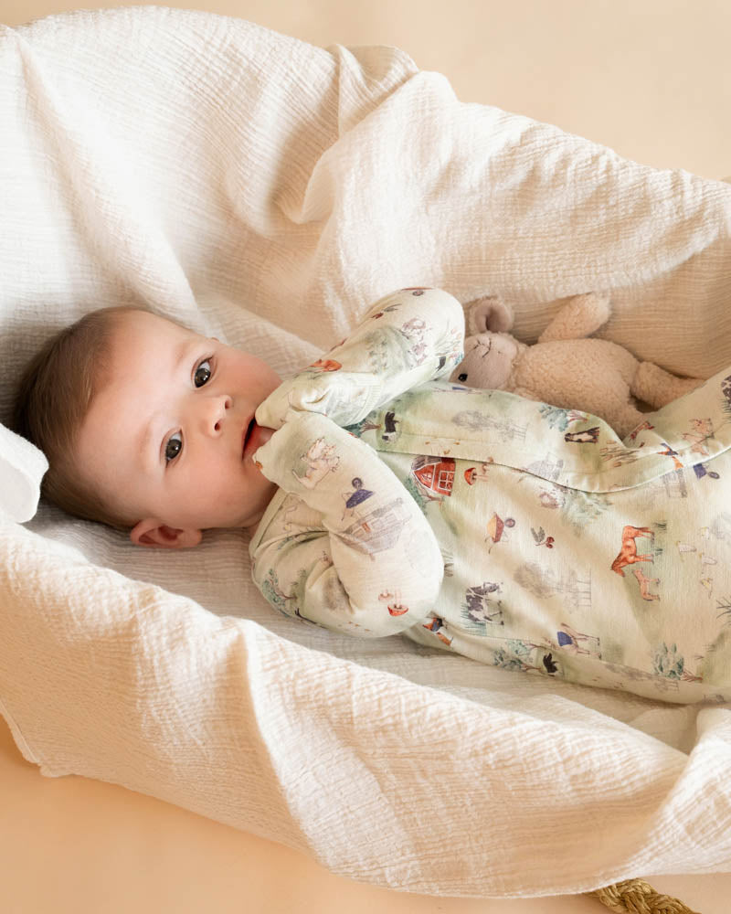 Bébé by Minihaha Hunter Organic Ls Zipsuit in GREEN