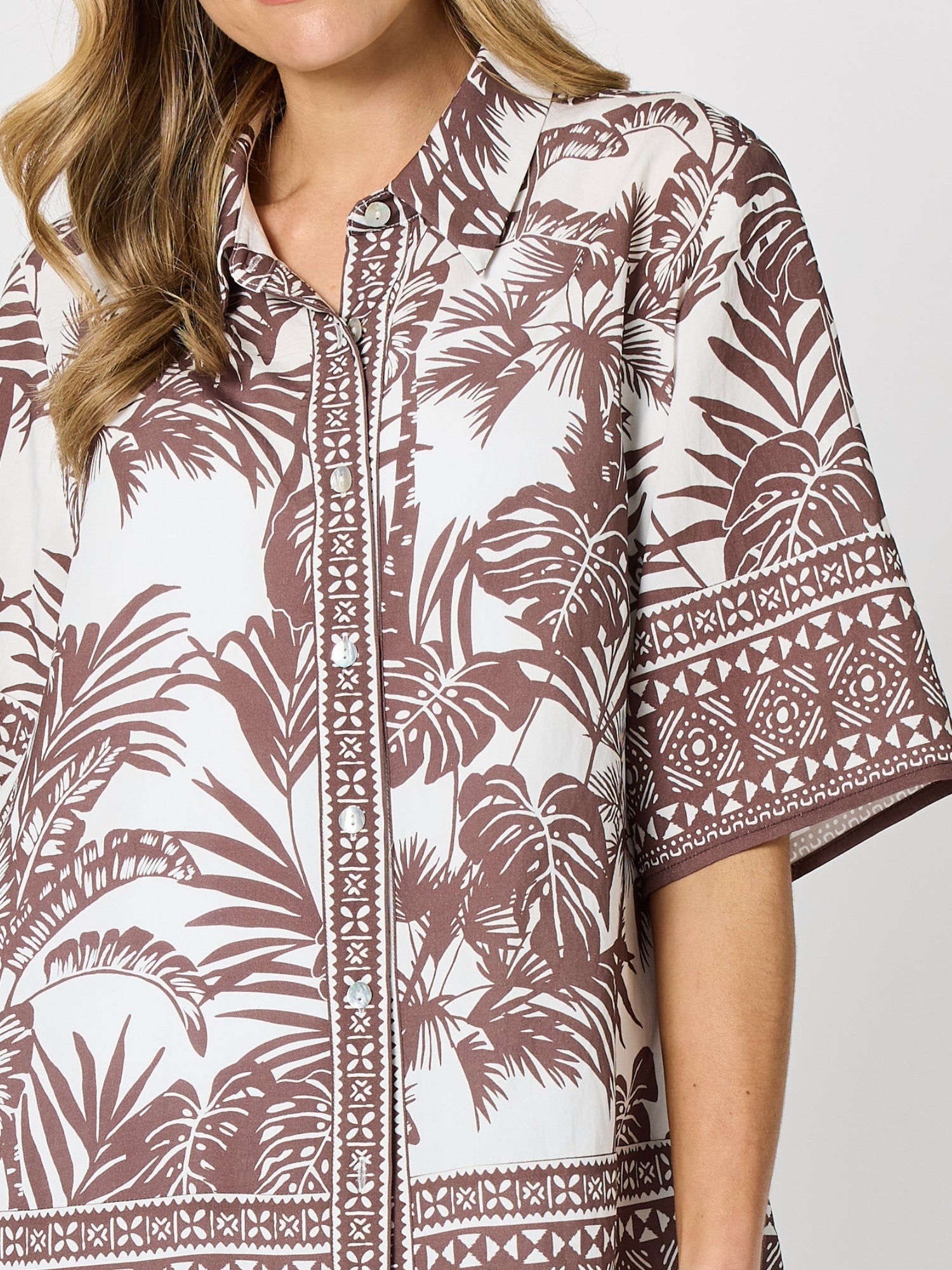 Hammock & Vine Palm Cove Print Shirt - Espresso White in Espresso White