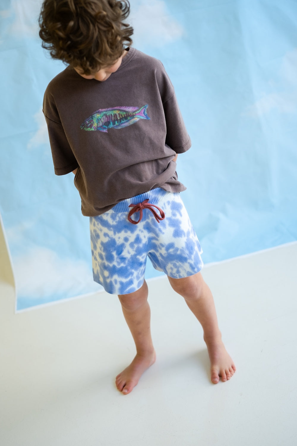 Grown Parrot Fish Tee - Dune in Single
