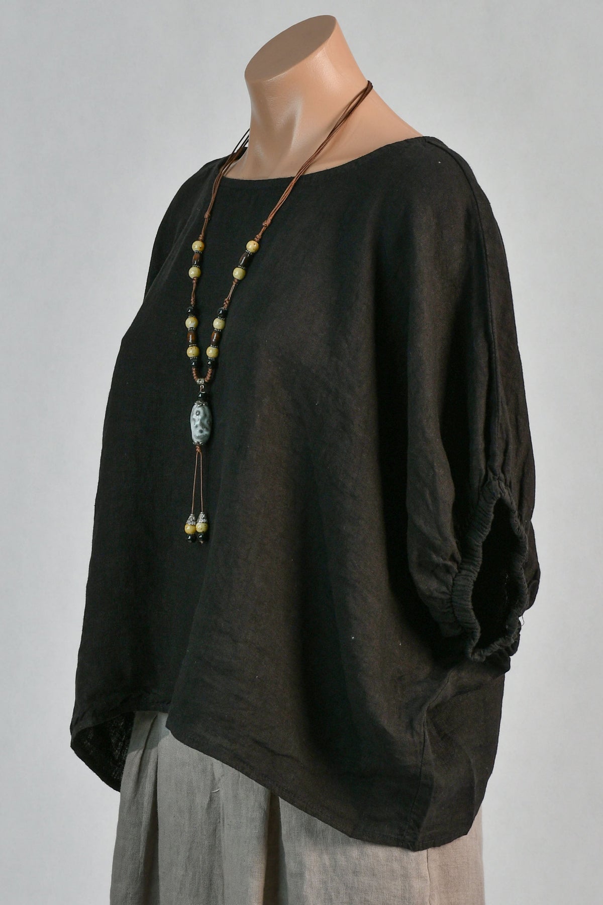 LA SOFIA VLST370 (13141) - MARTINA LINEN TOP  - BLACK in Black