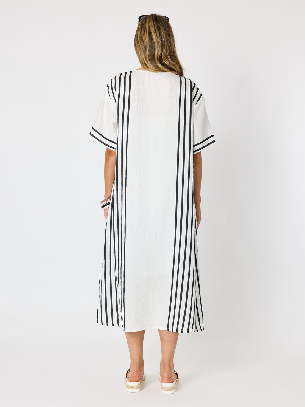 Clarity Sevilla Stripe Print Dress - White/Black in White/Black