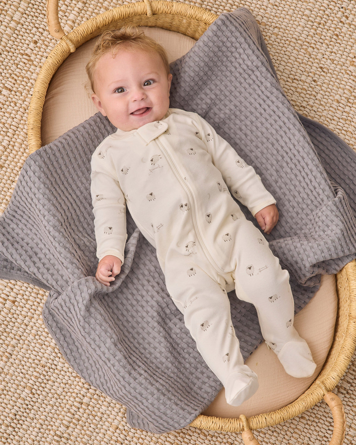 Quincy Mae Zip Long Sleeve Sleeper Footie Sheep in IVORY