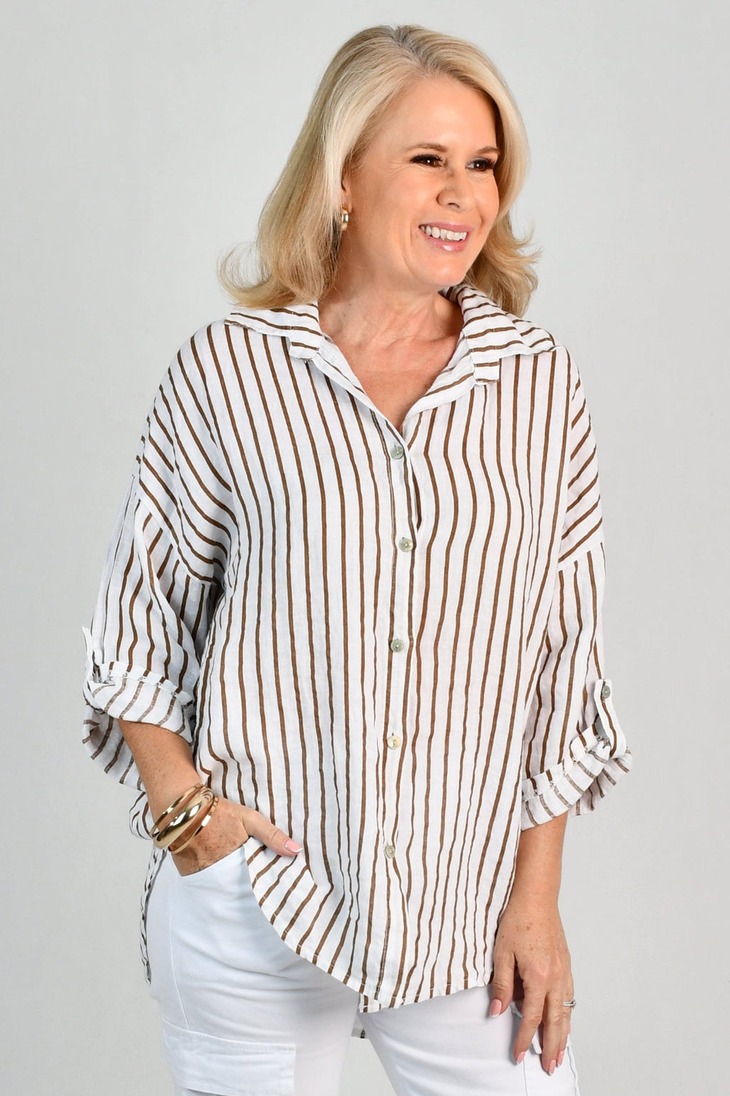 La Sofia VLST650 (26C662) -  SERENA BUTTON LINEN SHIRT - MOCHA STRIPE in Mocha Stripe