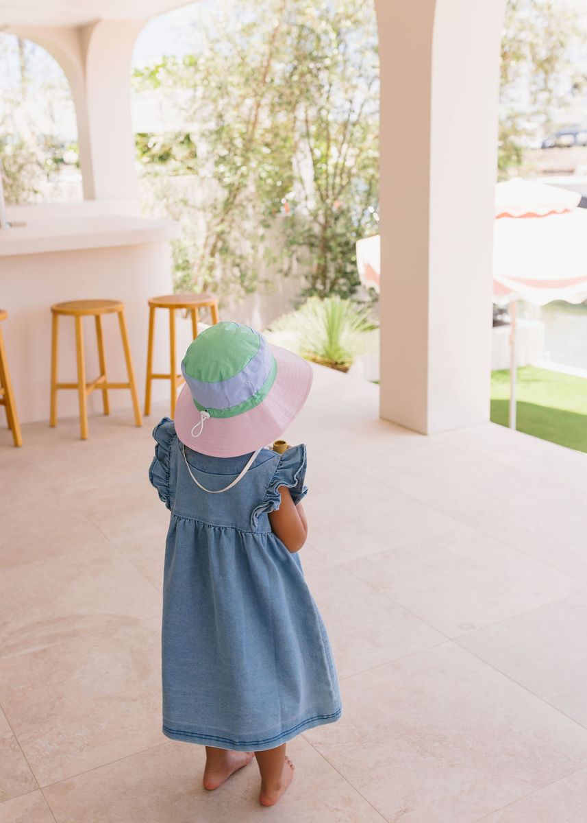 Acorn Kids Pink Colour Block Wide Brim Bucket Hat in Pink