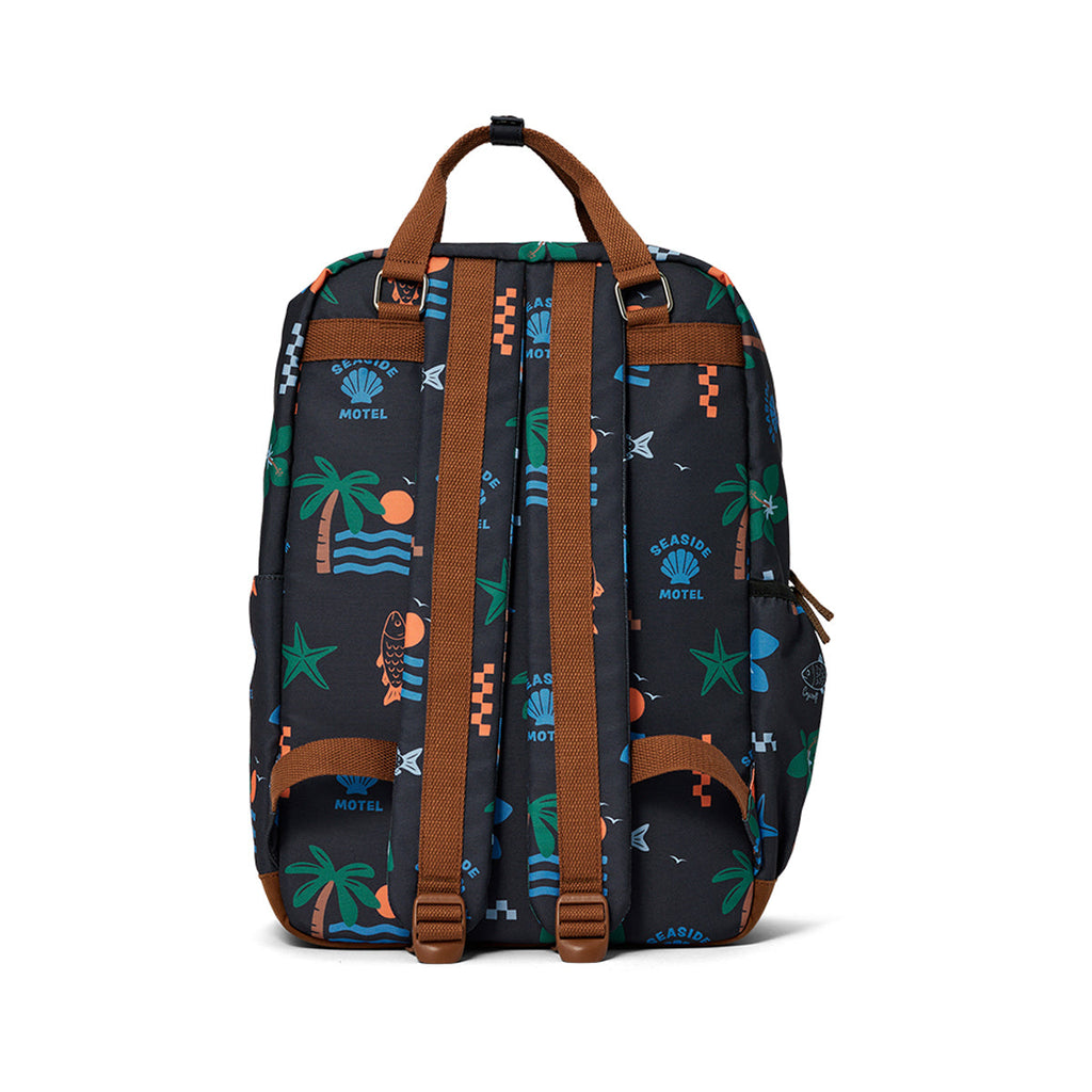 Crywolf KNAPSACK Seaside Motel in Single