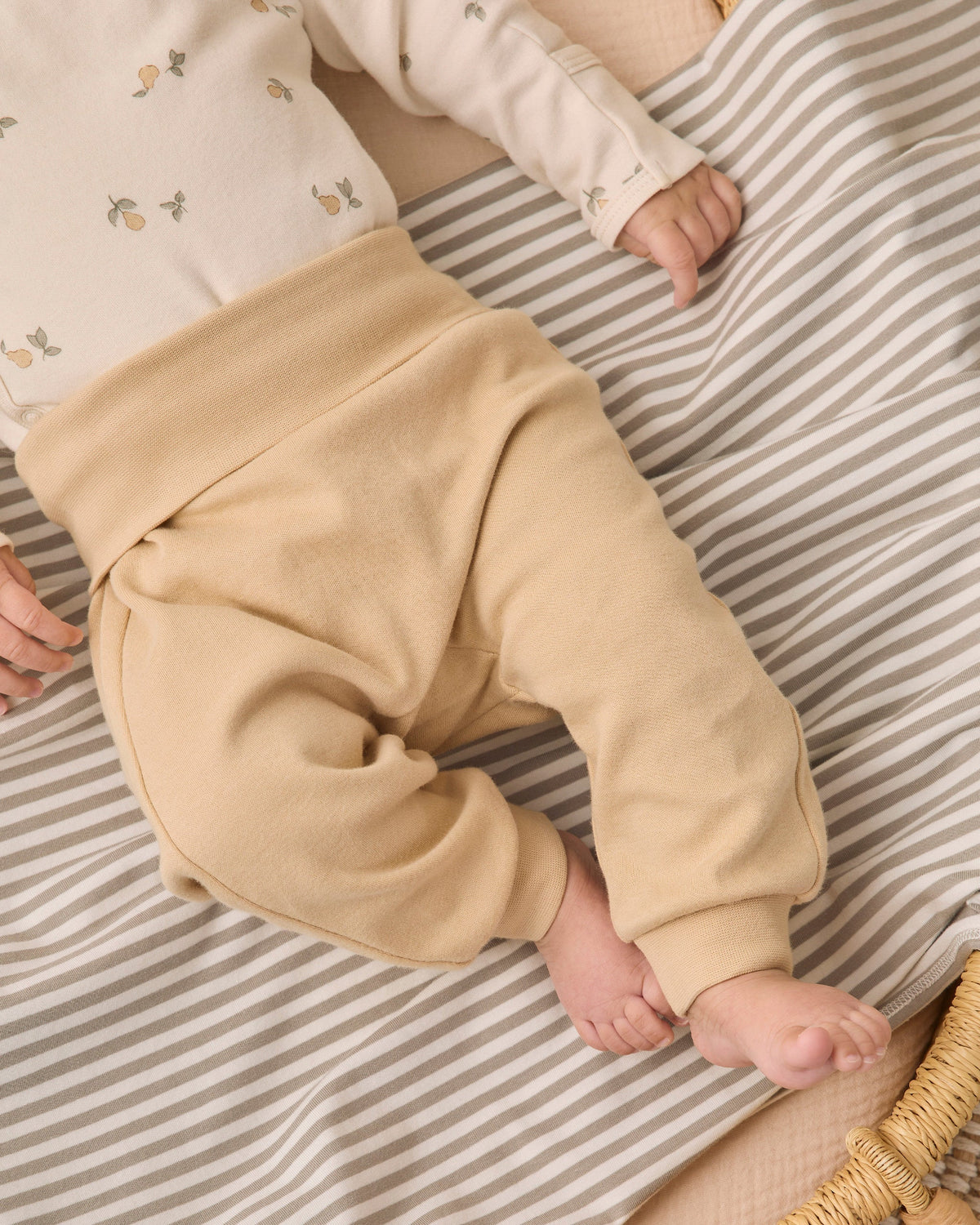 Quincy Mae Side Snap Bodysuit + Pant Set Pears in BUTTERSCOTCH