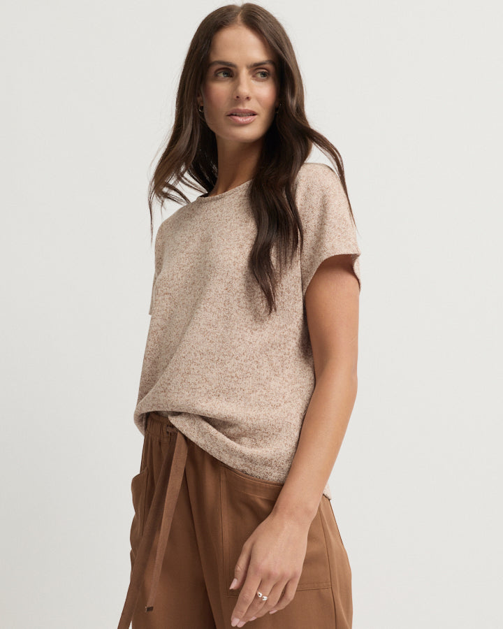 Yarra Trail Lona Tee in CLAY/ECRU