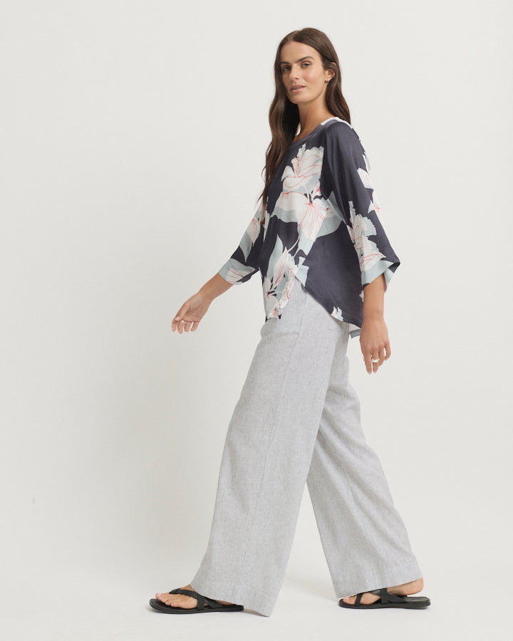 Yarra Trail Native Top in NATIVE PRINT
