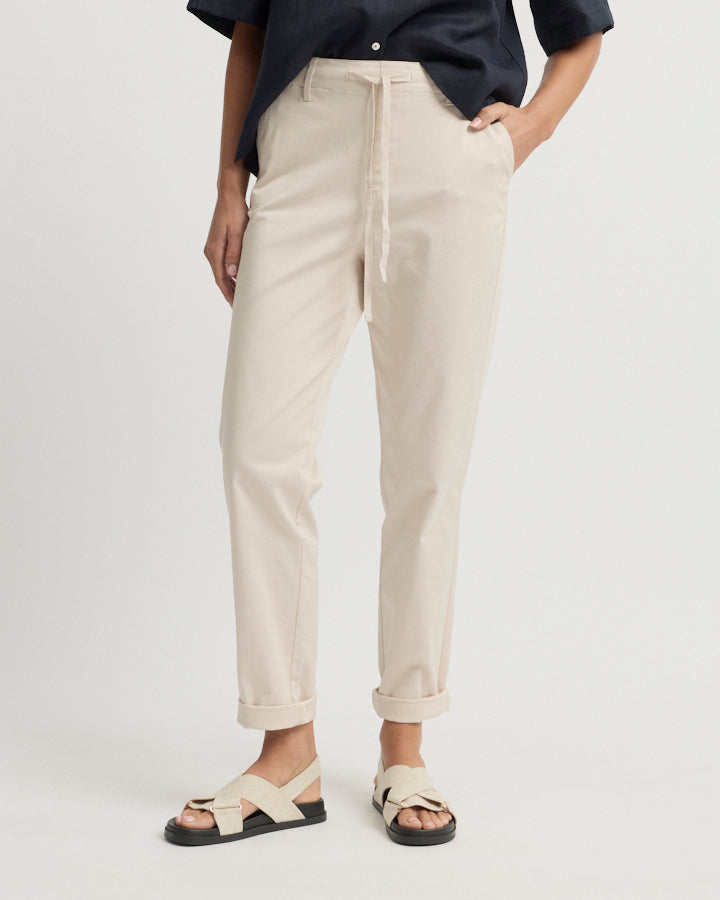 Yarra Trail Nova Jogger in CASHEW 2