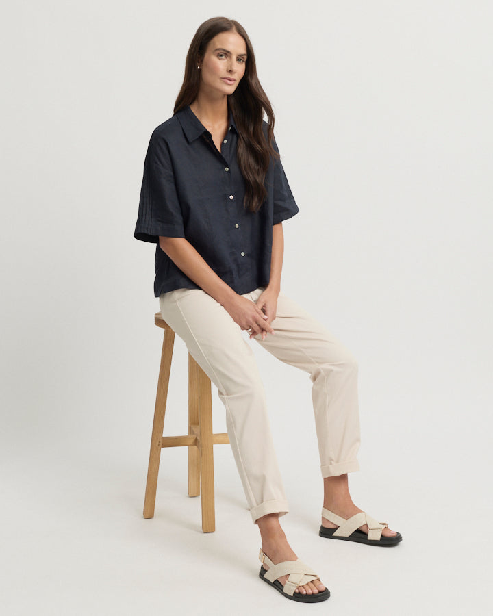 Yarra Trail Nova Jogger in CASHEW 2